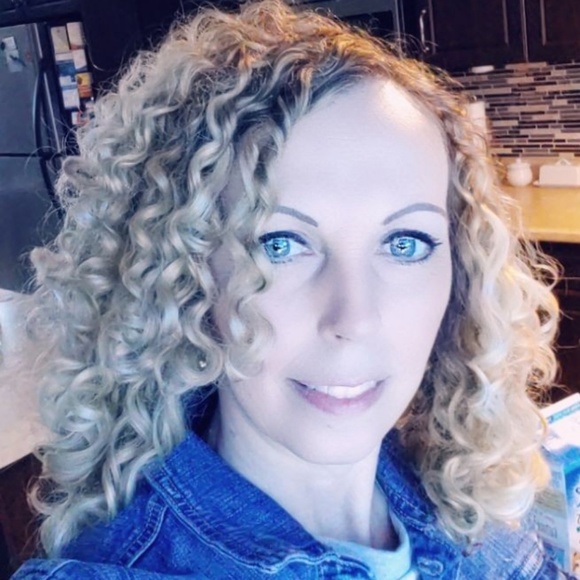 curlygurl70
